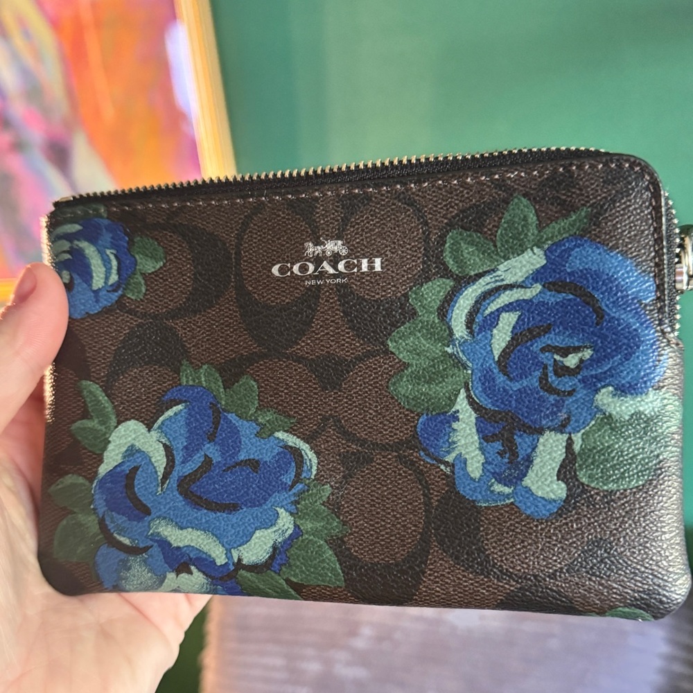 Never used coach wristlet